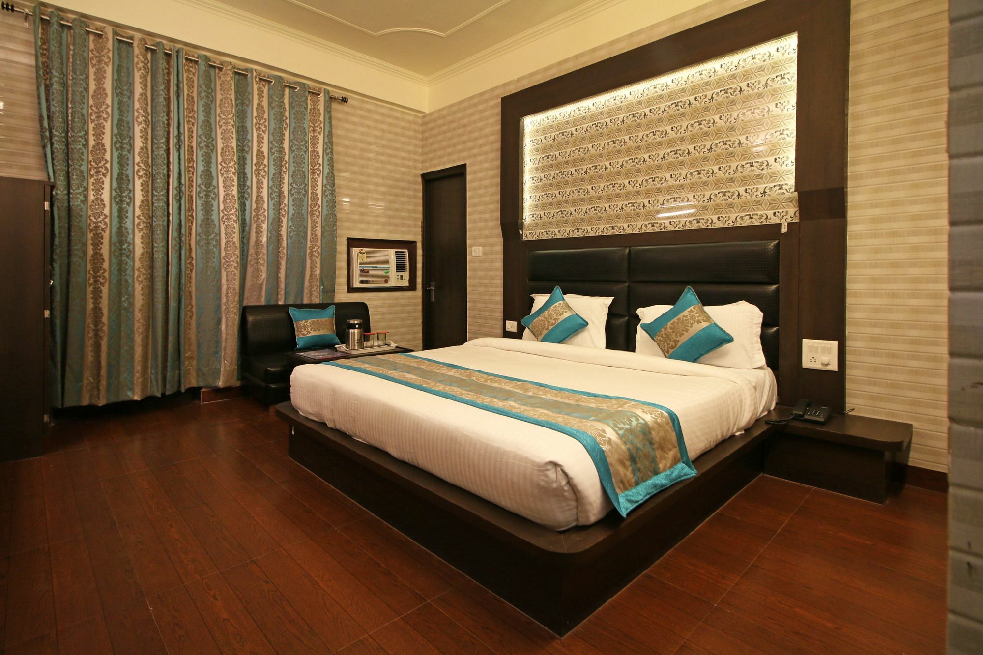 Oyo 5540 Etiler Hotel كاترا المظهر الخارجي الصورة